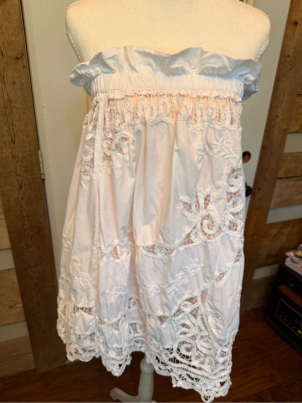 Maeve White Strapless Lace Embroidered Dress L